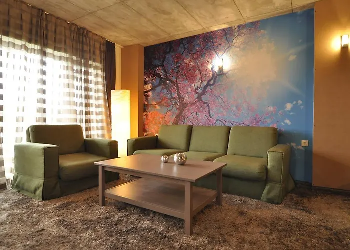 Seasons Glavatarski 3*